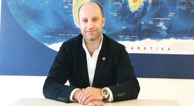 İYİ Parti'yi karıştıracak skandal görüntüler! Adem Taşkaya'dan işte o fotoğraf..