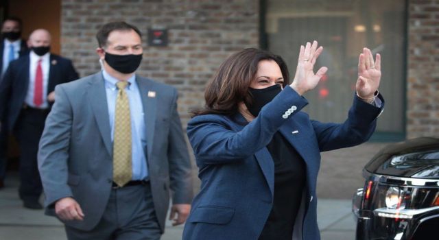 Joe Biden, yardımcısı olarak Kamala Harris'i seçti. Kamala Harris kimdir?