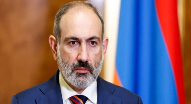 Paşinyan suçu askerlere attı!