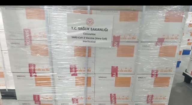 Çin'den Türkiye'ye gelecek aşılar ertelendi!