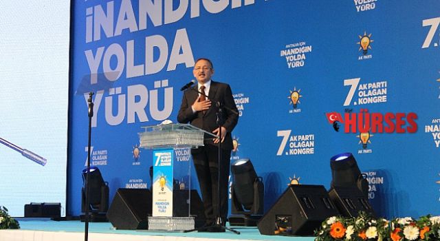 AK Parti'li Özhaseki ve Kandemir, AK Parti Niğde 7. Olağan İl Kongresi'ne katıldı