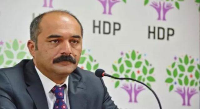 HDP'li Berdan Öztürk'e 'terör örgütü propagandası yapmak' suçundan soruşturma