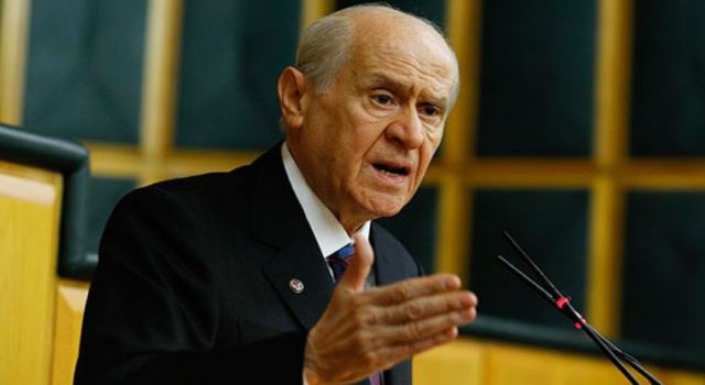 MHP lideri Bahçeli'den flaş açıklama: "Bu 104 amiral Türk demokrasi tarihinin kara bir lekesidir"