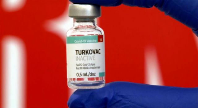 10 gönüllüye yerli aşı TURKOVAC uygulandı