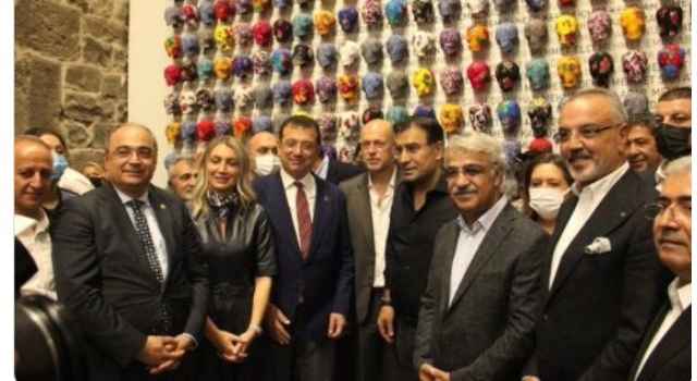 Ekrem İmamoğlu’na terleten Hdp sorusu!