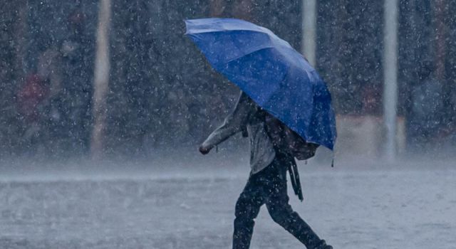 Meteoroloji uyardı: 26 kent için sağanak yağış