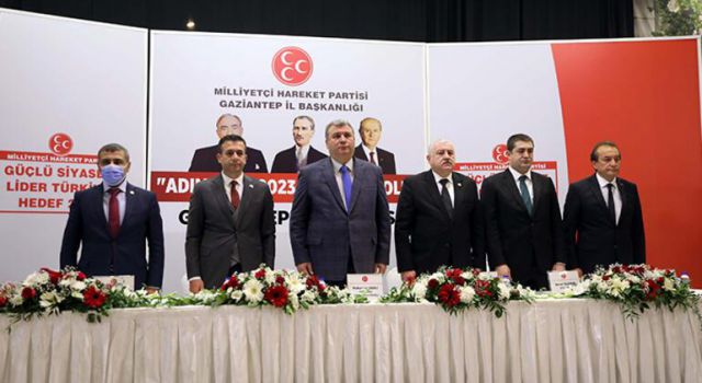 MHP'li Varlı: "Onlara sorsanız 'Tayyip Erdoğan mı Selahattin Demirtaş mı?' diye, 'Selahattin Demirtaş' derler!"