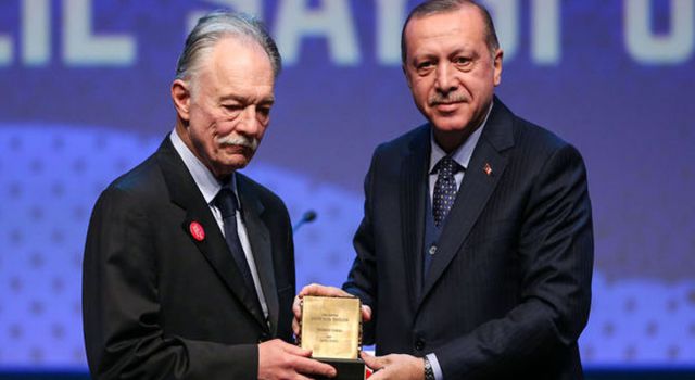 Cumhurbaşkanı Erdoğan'dan Teoman Duralı için taziye mesajı