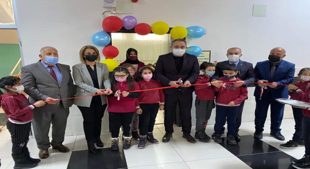 "İstikbal Köklerdedir!"