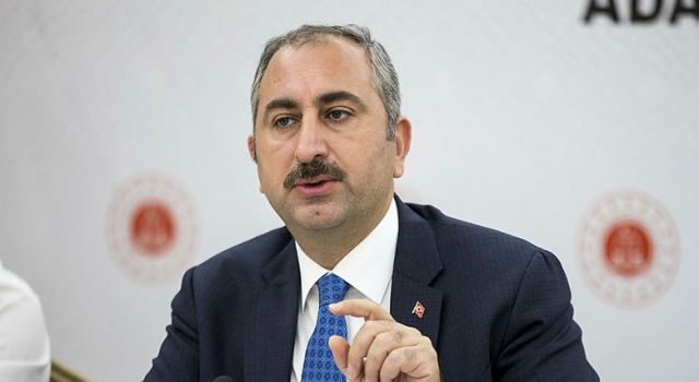 Bakan Gül'den ''Hukuk Türkçesi'' önerisi