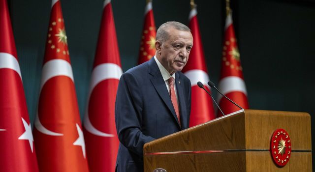 Cumhurbaşkanı Erdoğan: "Hain emelleri kursaklarda bırakacağız"
