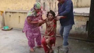 1.5 yıl tuvalete hapsedildi..Ne yemek, ne de su verildi!