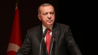 Başkan Erdoğan'dan Macron'a sert çıkış: "Macron'un zihinsel noktada tedaviye ihtiyacı var"