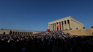Binlerce vatandaş Cumhuriyet Bayramı coşkusunu Anıtkabir'de yaşadı
