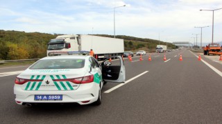 Kapalı olan Bolu Dağı Tüneli, geçici olarak trafiğe açıldı
