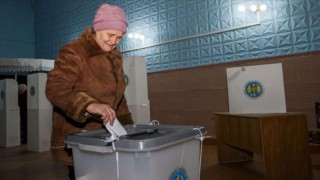 Moldova yarın cumhurbaşkanı seçimine gidiyor