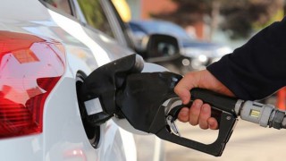 Benzinde indirim bekleniyor..