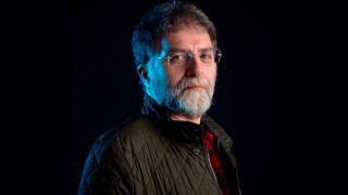 Ahmet Hakan: "Halkımızın aşıya karşı hisleri: Karmakarışık" yazısında önemli değerlendirmelerde bulundu