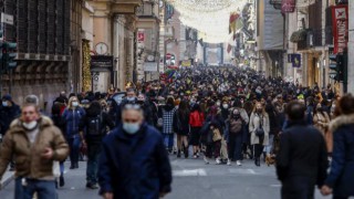 İtalya'da son 24 saatte kovid-19'dan 499 kişi hayatını kaybetti