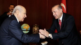 MHP'den yeni anayasaya tam destek