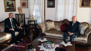 Cumhurbaşkanı Erdoğan MHP Lideri Bahçeli'yi evinde ziyaret etti