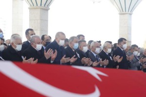 Cumhurbaşkanı Yardımcısı Fuat Oktay: "Şehitlerimizin kabri nur, mekanı cennet olsun"