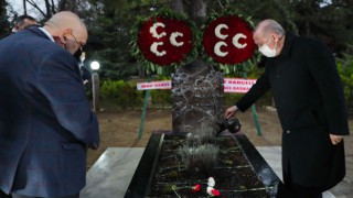 Cumhurbaşkanı Erdoğan’dan Alparslan Türkeş’in kabrine ziyaret