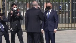 Cumhurbaşkanı Erdoğan Polonya Cumhurbaşkanını karşıladı