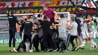 Sergen Yalçın: Rahmetli babama sözüm vardı; 'Bir gün Beşiktaş’a dönüp şampiyon yapacağım' demiştim