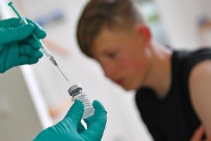 Aşı yaşı 18'e düştü!