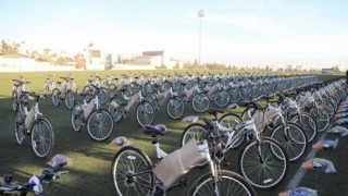 Aşı olanlara bisiklet hediye!