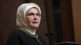Emine Erdoğan'dan çağrı: "Yeşil Vatan için el birliğiyle yurdun dört bir yanında yepyeni fidanlar yeşertelim"