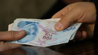 Milyonlarca emeklinin ikramiyeleri hesaplara yatmaya başladı