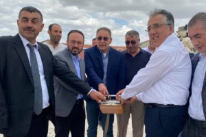 AK Parti'li Menekşe: "Özden Et Kombine ve Et İşleme Tesisinin temelini attık"