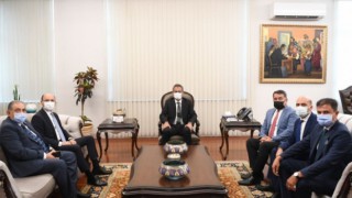 Türk Eğitim-Sen’den Yeni Milli Eğitim Bakanı Mahmut Özer’e ziyaret