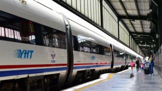 Tren seyahatlerinde aşısız yolcularla ilgili karar!