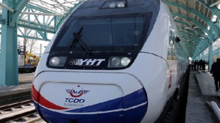 Ankara-İstanbul YHT hattında hafta sonları ilave sefer düzenlenecek