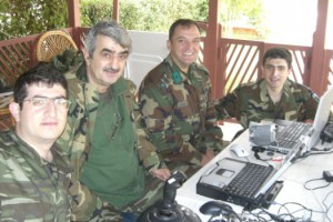 Özdemir Bayraktar ve oğullarıyla olan fotoğrafın gizemi.. "Söz vermiş!"