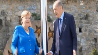Son dakika: Cumhurbaşkanı Erdoğan-Merkel görüşmesi başladı