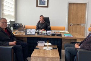 AK Parti'li Menekşe Diş hekimlerinin 'Diş Hekimleri Haftası'nı kutladı