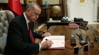 Cumhurbaşkanı Erdoğan 4 üniversiteye rektör atadı