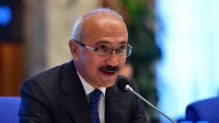 Hazine ve Maliye Bakanı Elvan'dan ''Asgari ücret'' açıklaması