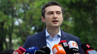 Gürcistan Meclis Başkanı Kakha Kuçava istifa etti