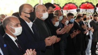 İçişleri Bakanı Soylu, İstanbul İl Emniyet Müdürü Aktaş'ın acı gününde yanında oldu
