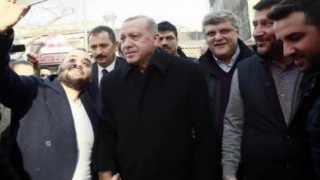 Cumhurbaşkanı Erdoğan, Çengelköy’de vatandaşlarla sohbet etti