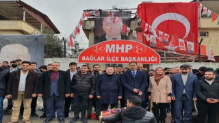 Diyarbakır'da MHP yeni hizmet binasını açtı