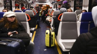 Ukrayna'dan kitleler halinde kaçışlar devam ediyor