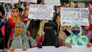 Hindistan'da başörtüsü yasağı!