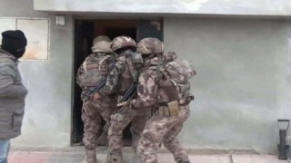 Mersin merkezli 2 ilde PKK/KCK operasyonu: 6 kişiye gözaltı