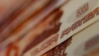 Rus Rublesi değer kaybediyor
